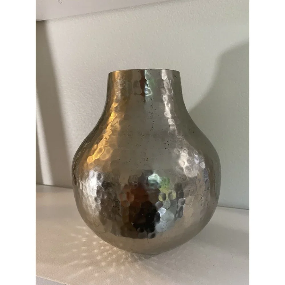 VASE WEST ELM HAMMERED SILVER ALUMINUM METAL